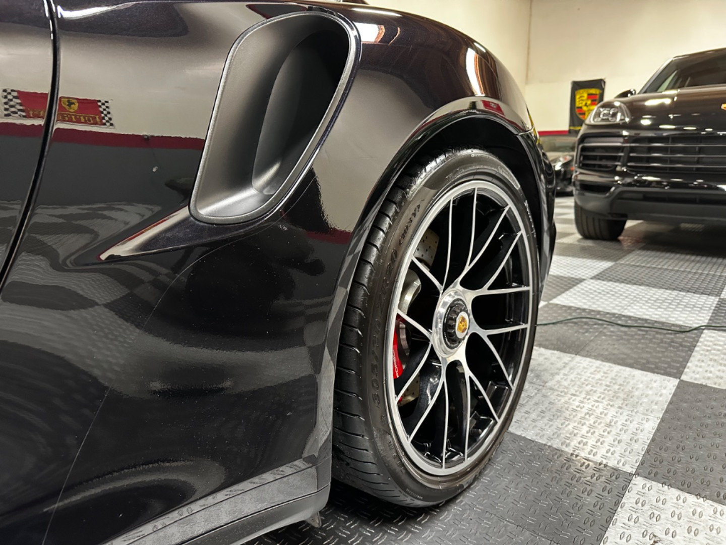 Used 2017 Porsche 911 Turbo Coupe AWD/4WD image 23