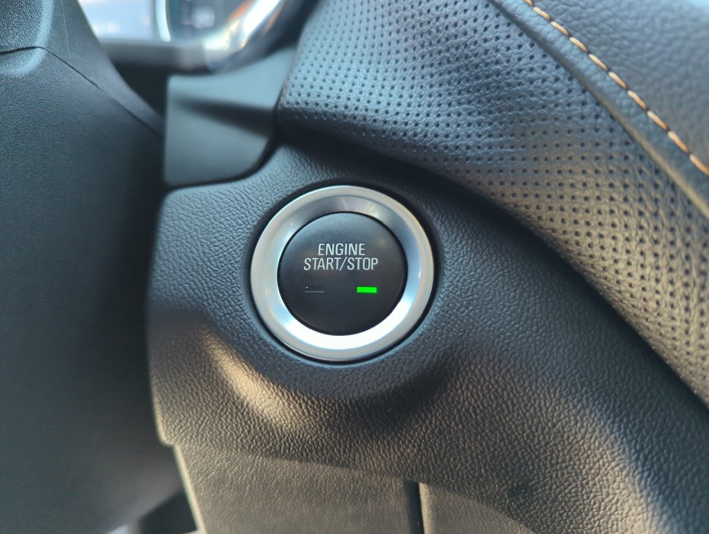 Used 2022 Chevrolet Equinox Premier FWD image 45