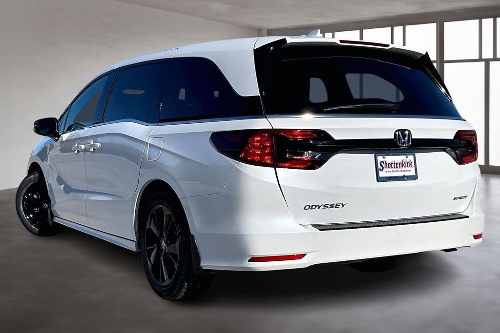 Certified 2023 Honda Odyssey Sport image 4