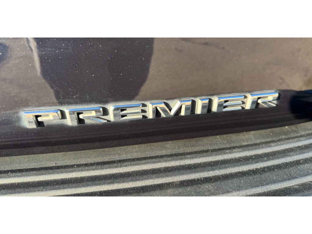 Used 2021 Chevrolet Tahoe Premier w/ Premium Package image 12