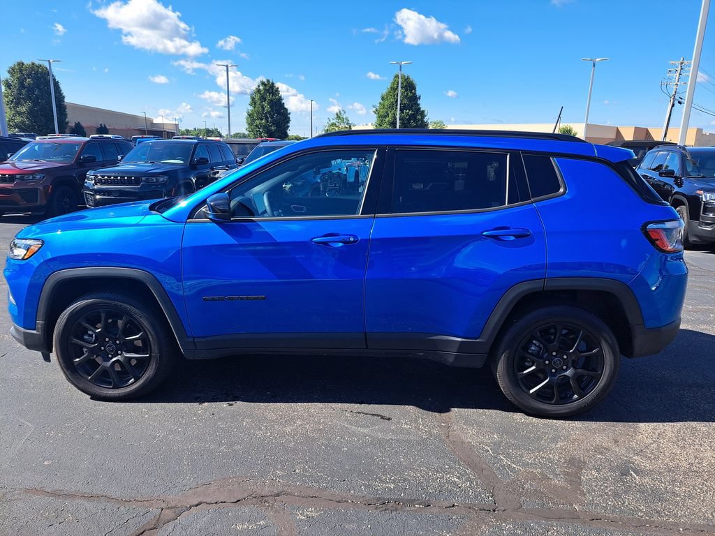 New 2026 Jeep Compass Latitude AWD/4WD image 6