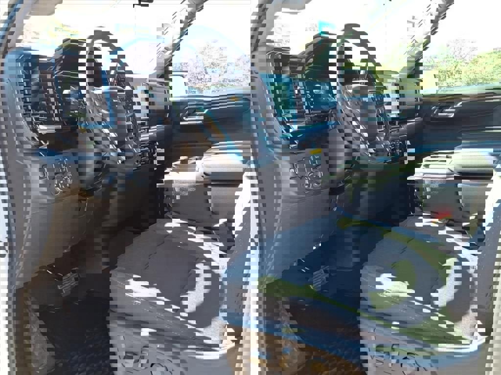 New 2026 Chevrolet Silverado 1500 LT RWD image 16