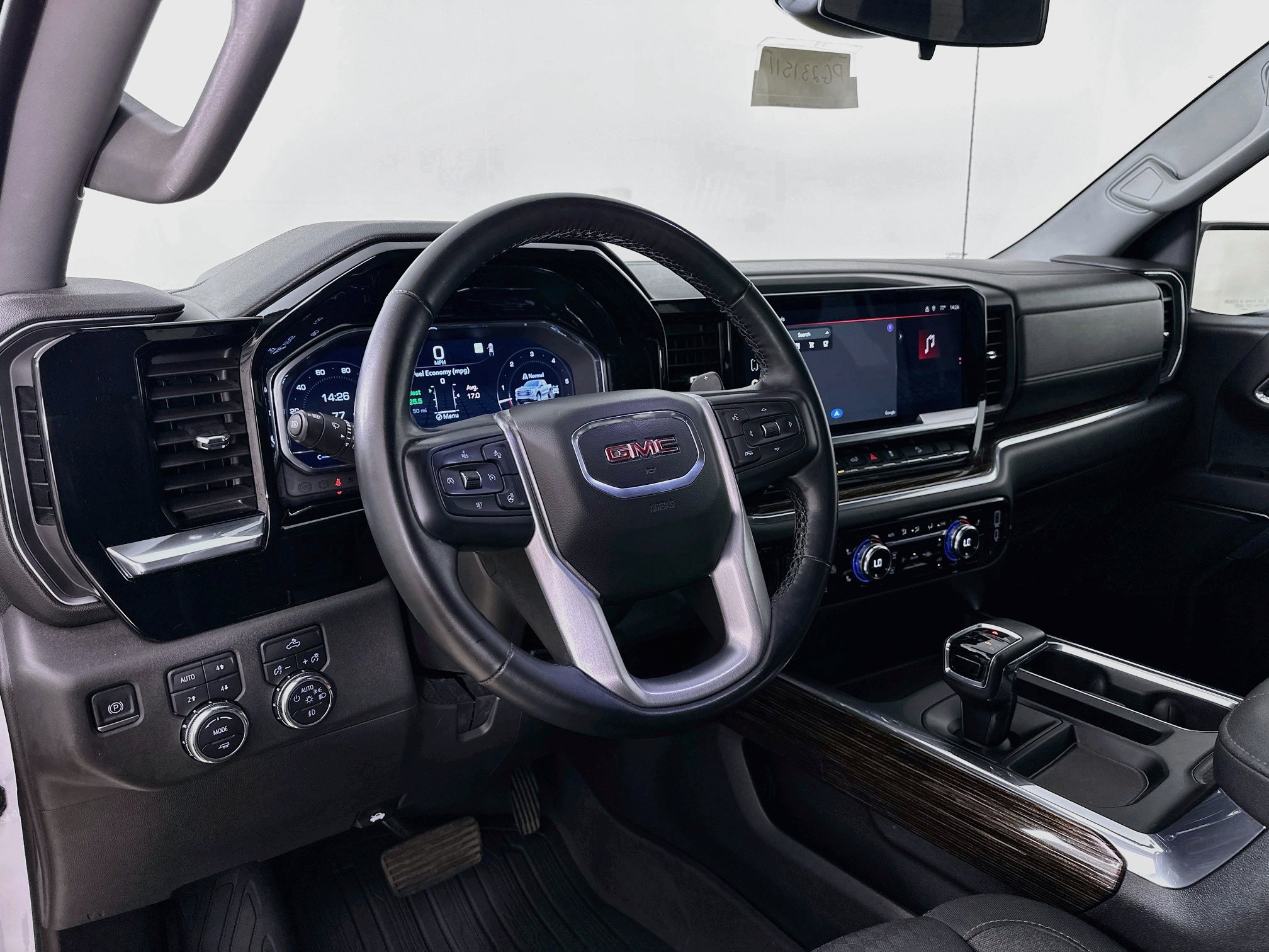 Used 2023 GMC Sierra 1500 Elevation AWD/4WD image 10