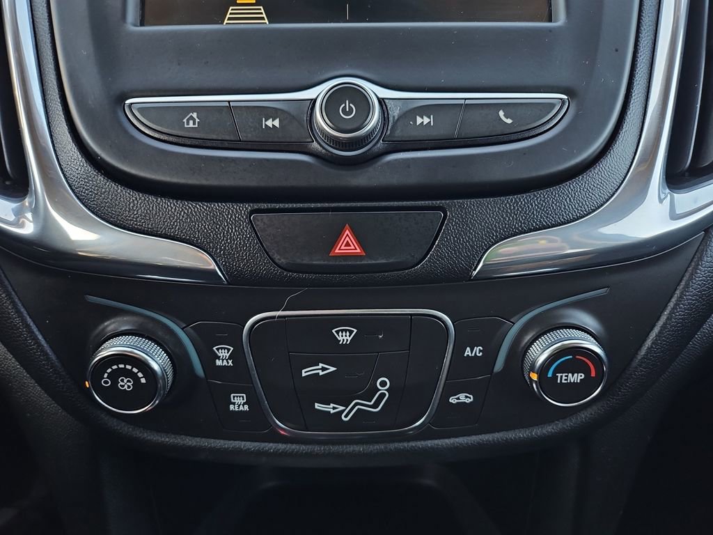 Used 2019 Chevrolet Equinox LT image 21