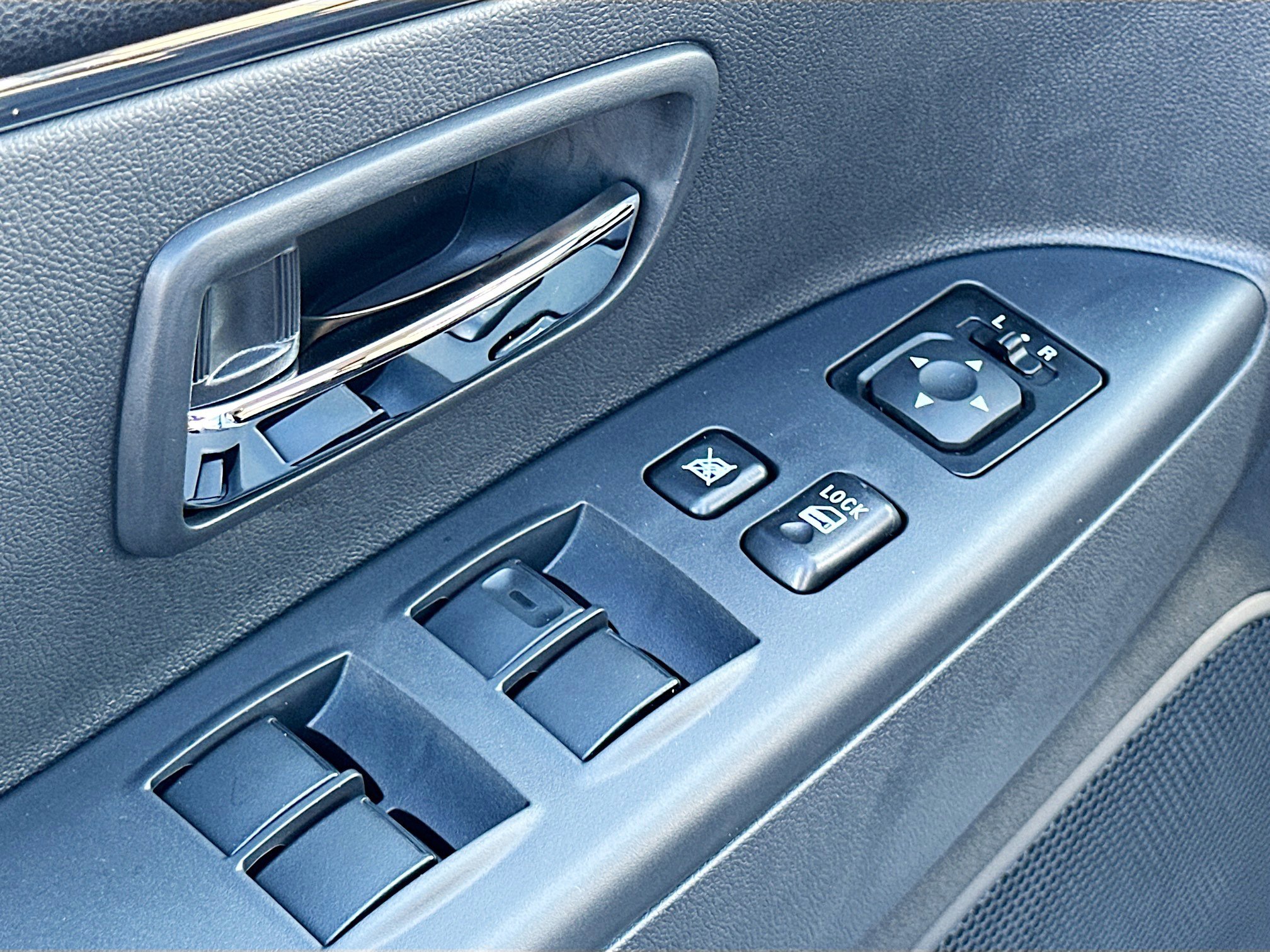 New 2025 Mitsubishi Outlander Sport LE image 7