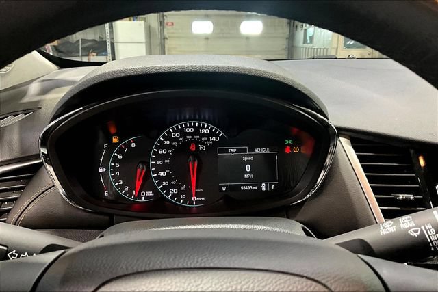 Used 2020 Chevrolet Trax LT w/ LT Convenience Package AWD/4WD image 12