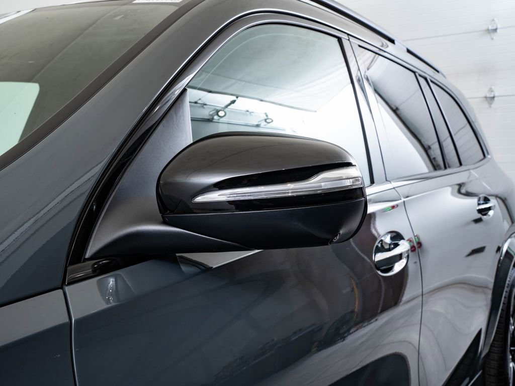 New 2026 Mercedes-Benz GLS 450 4MATIC image 17