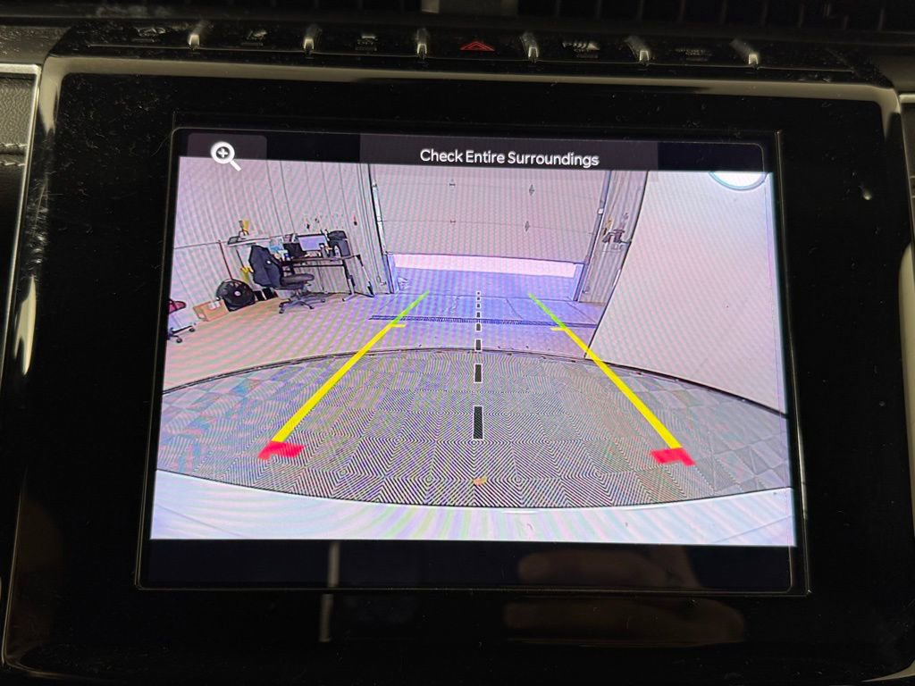 Used 2025 Jeep Grand Cherokee L Altitude image 15