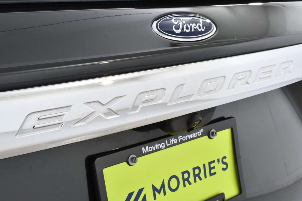 Used 2022 Ford Explorer XLT w/ Equipment Group 202A image 24