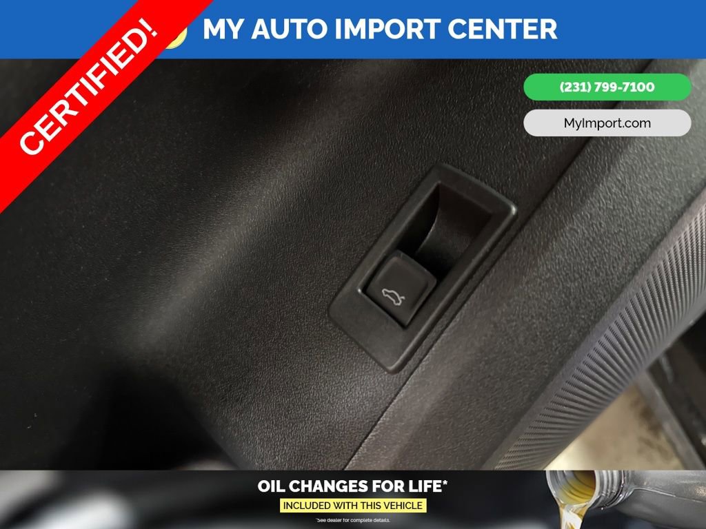 Certified 2025 Audi Q5 2.0T Premium w/ Convenience Package image 12