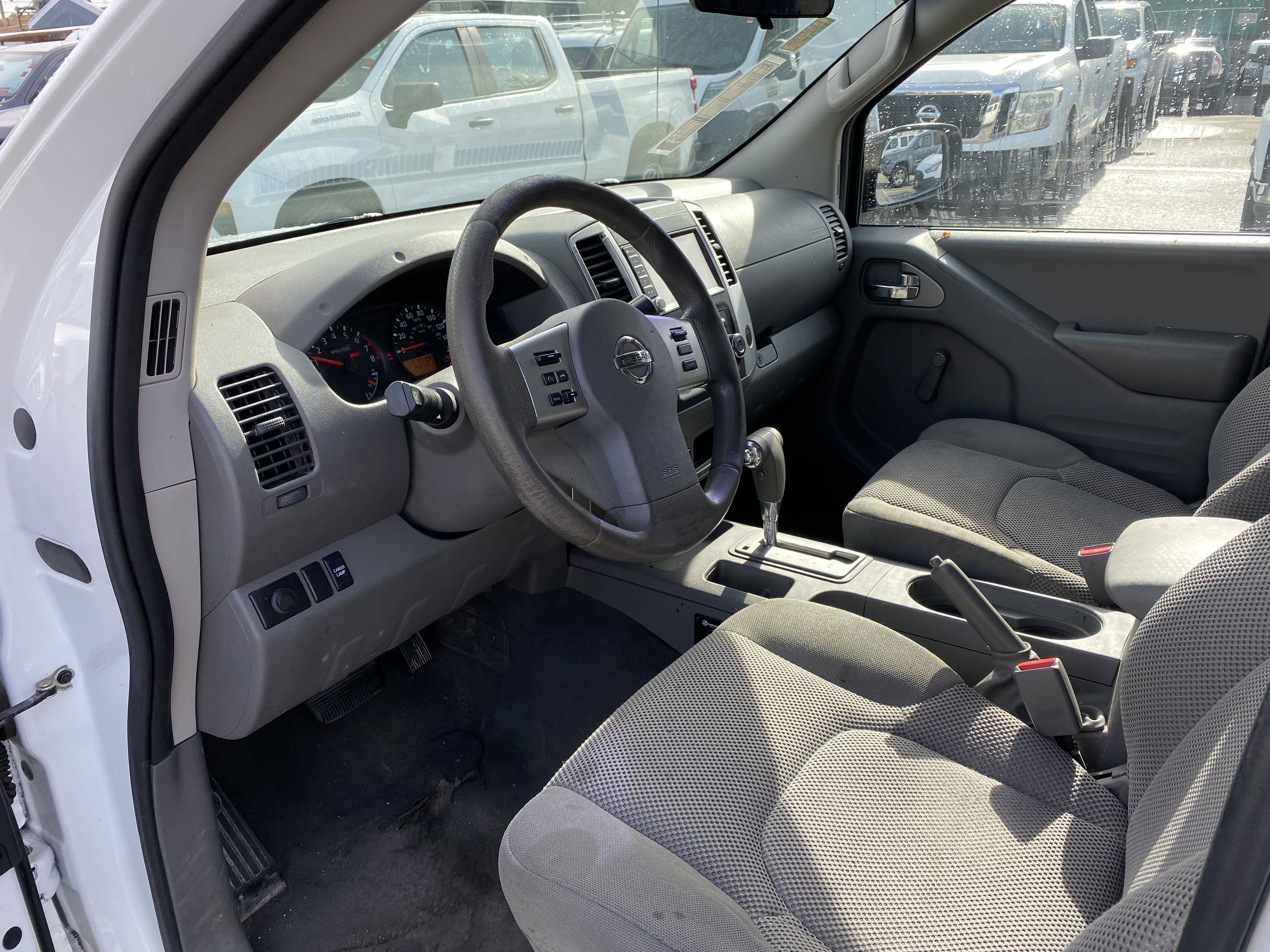 Used 2019 Nissan Frontier S image 11