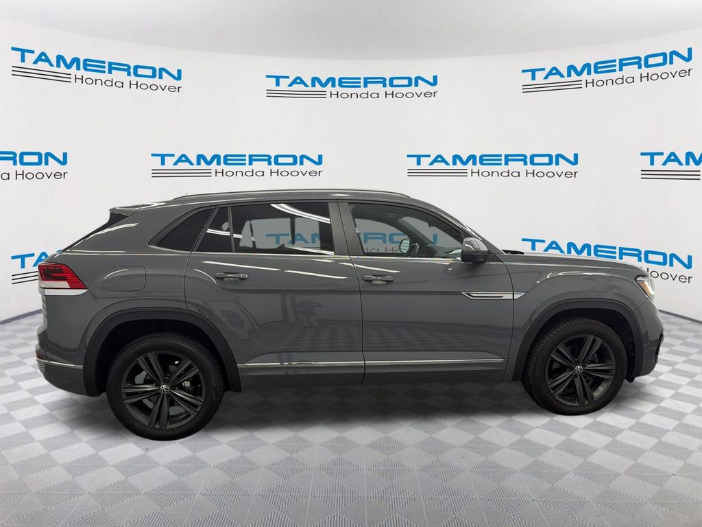 Used 2021 Volkswagen Atlas Cross Sport SE w/ Panoramic Sunroof Package image 6
