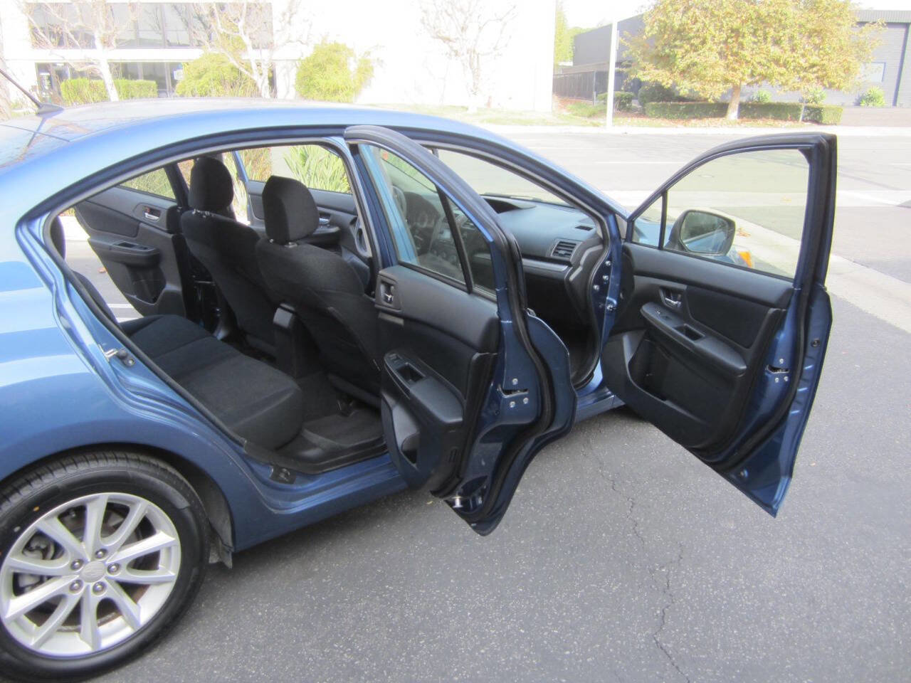 Used 2014 Subaru Impreza 2.0i Premium w/ All-Weather Package w/CVT image 14