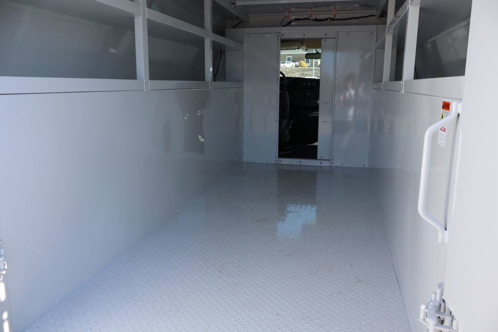 New 2026 Chevrolet Express 3500 w/ Power Convenience Package image 30