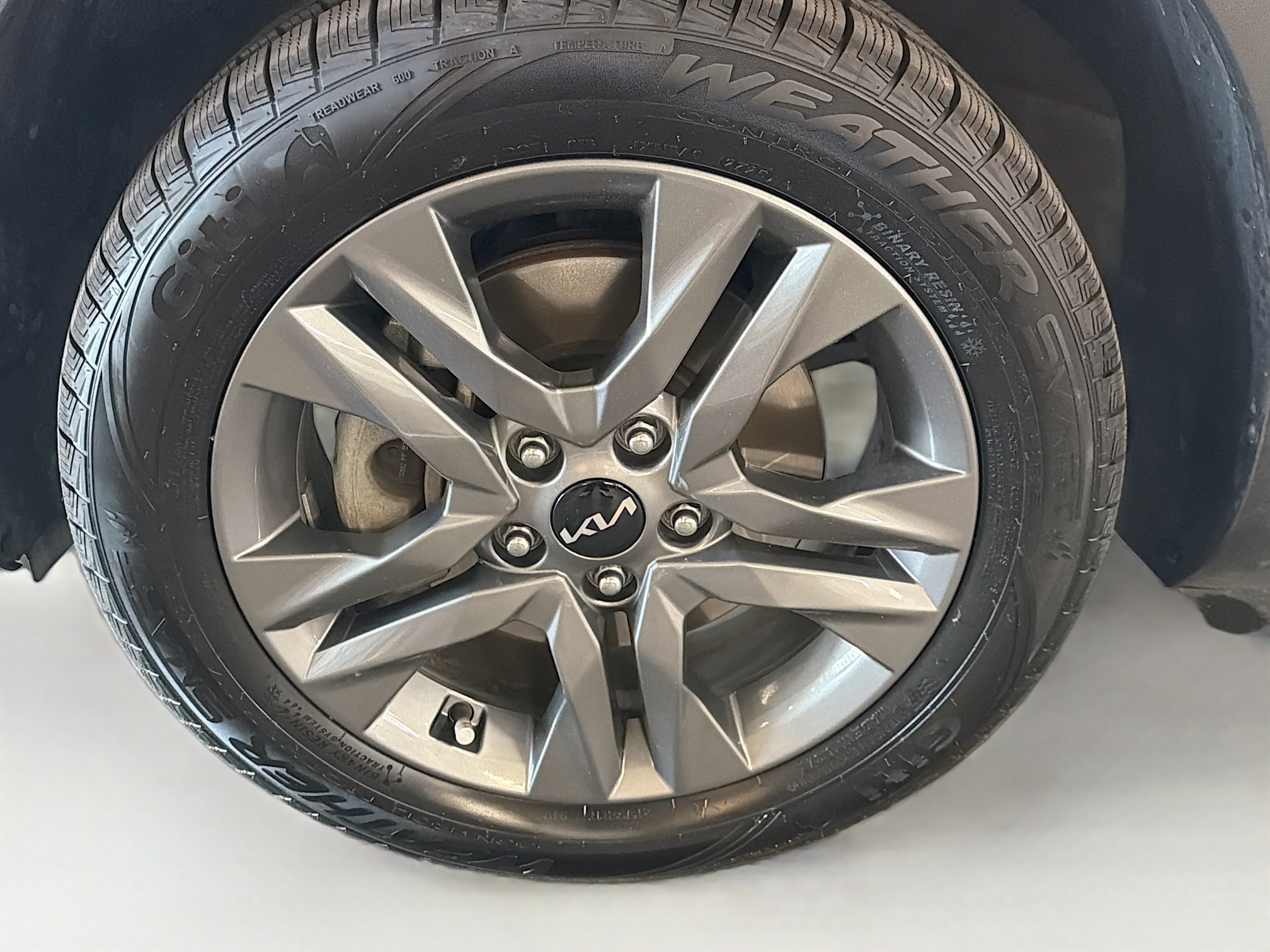 Used 2023 Kia Seltos S w/ Navigation Package AWD/4WD image 11
