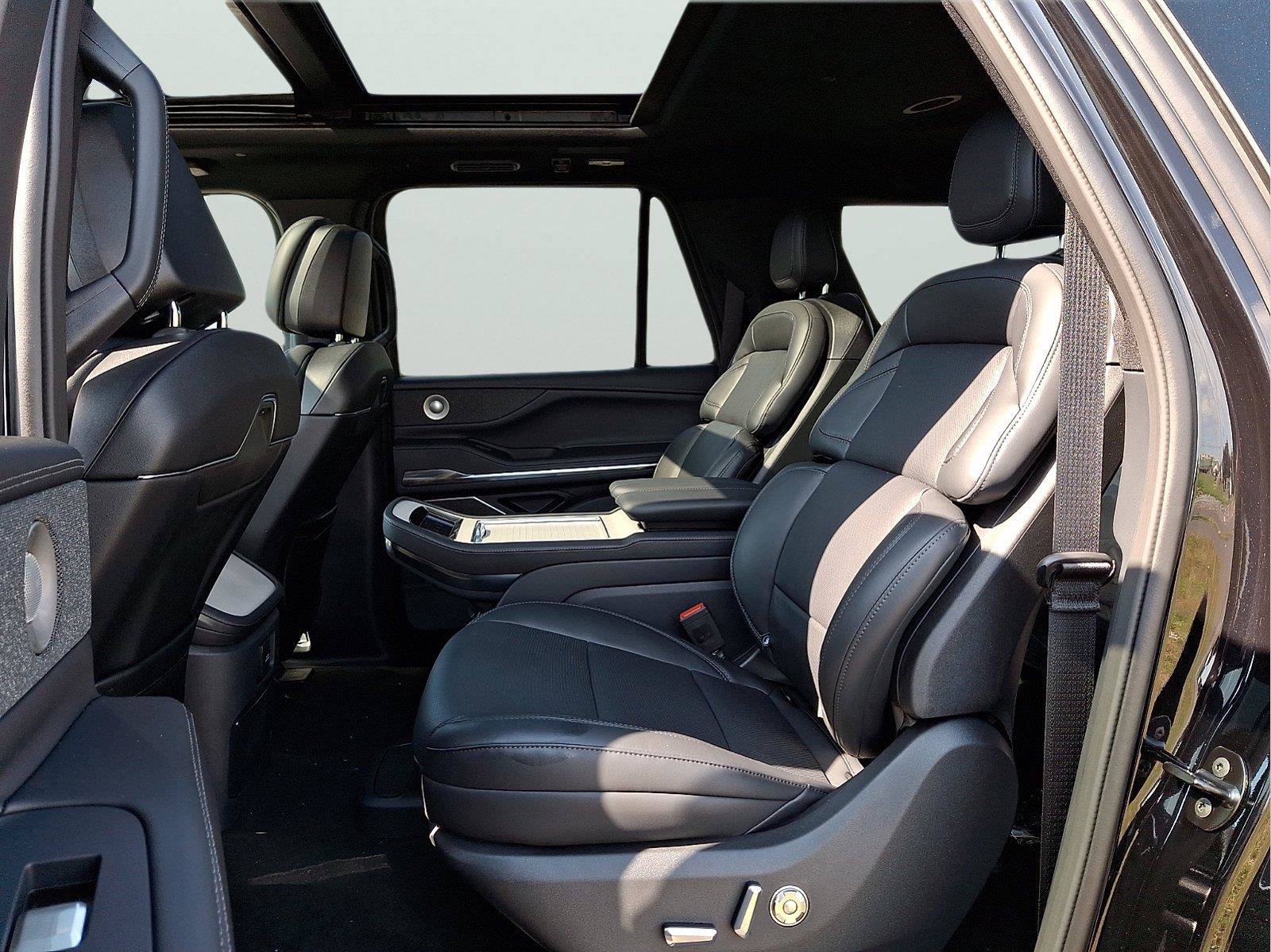 New 2027 Lincoln Navigator L Reserve w/ Jet Appearance Package AWD/4WD image 6