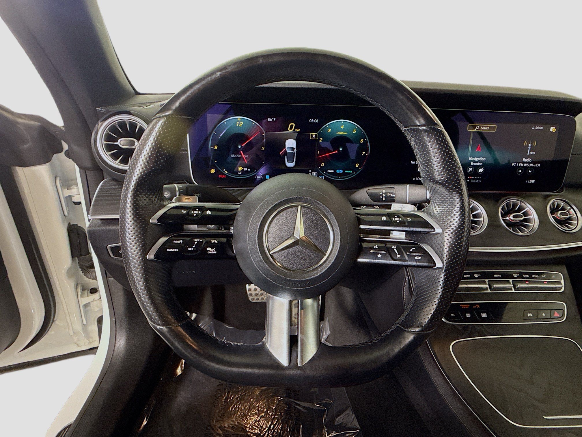 Used 2022 Mercedes-Benz E 450 Cabriolet w/ AMG Line image 13
