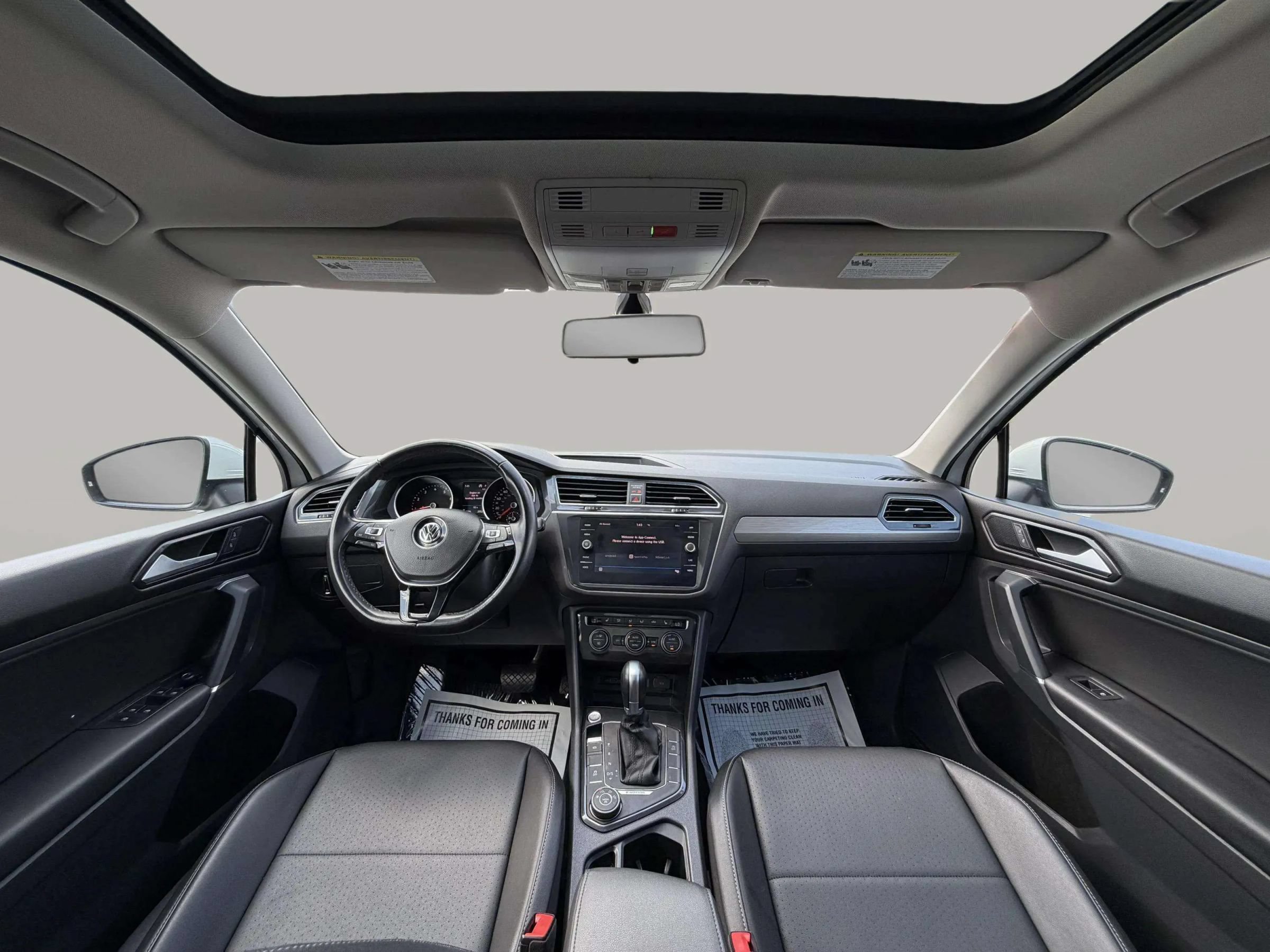 Used 2018 Volkswagen Tiguan SE AWD/4WD image 24