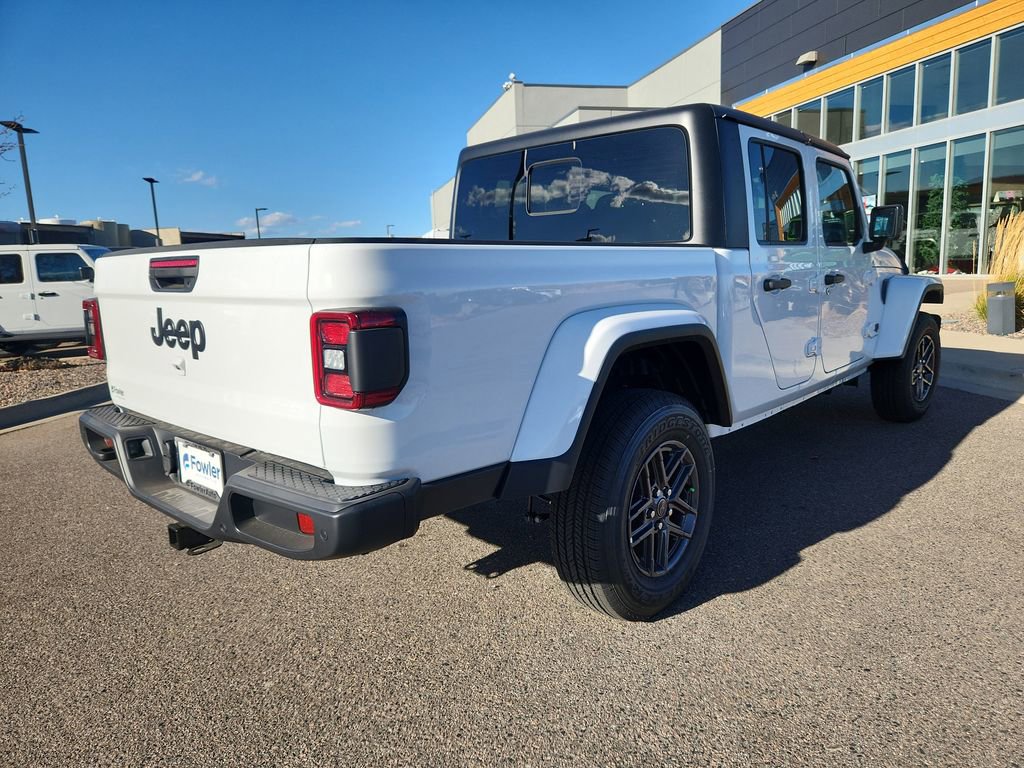 New 2026 Jeep Gladiator Sport AWD/4WD image 3
