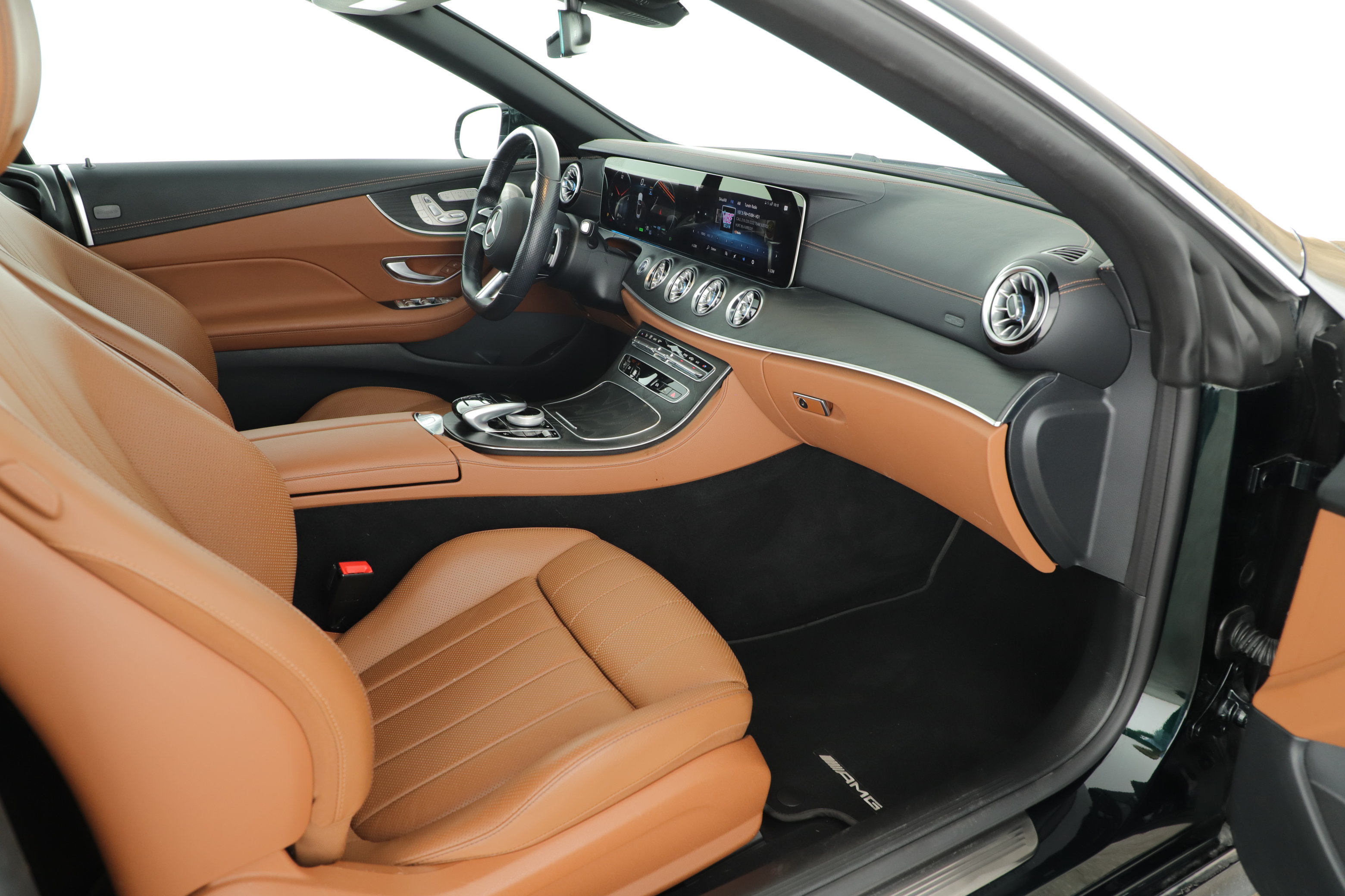 Used 2022 Mercedes-Benz E 450 Cabriolet image 9
