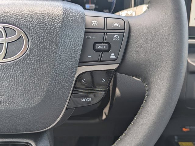 Used 2026 Toyota Camry XLE FWD image 22