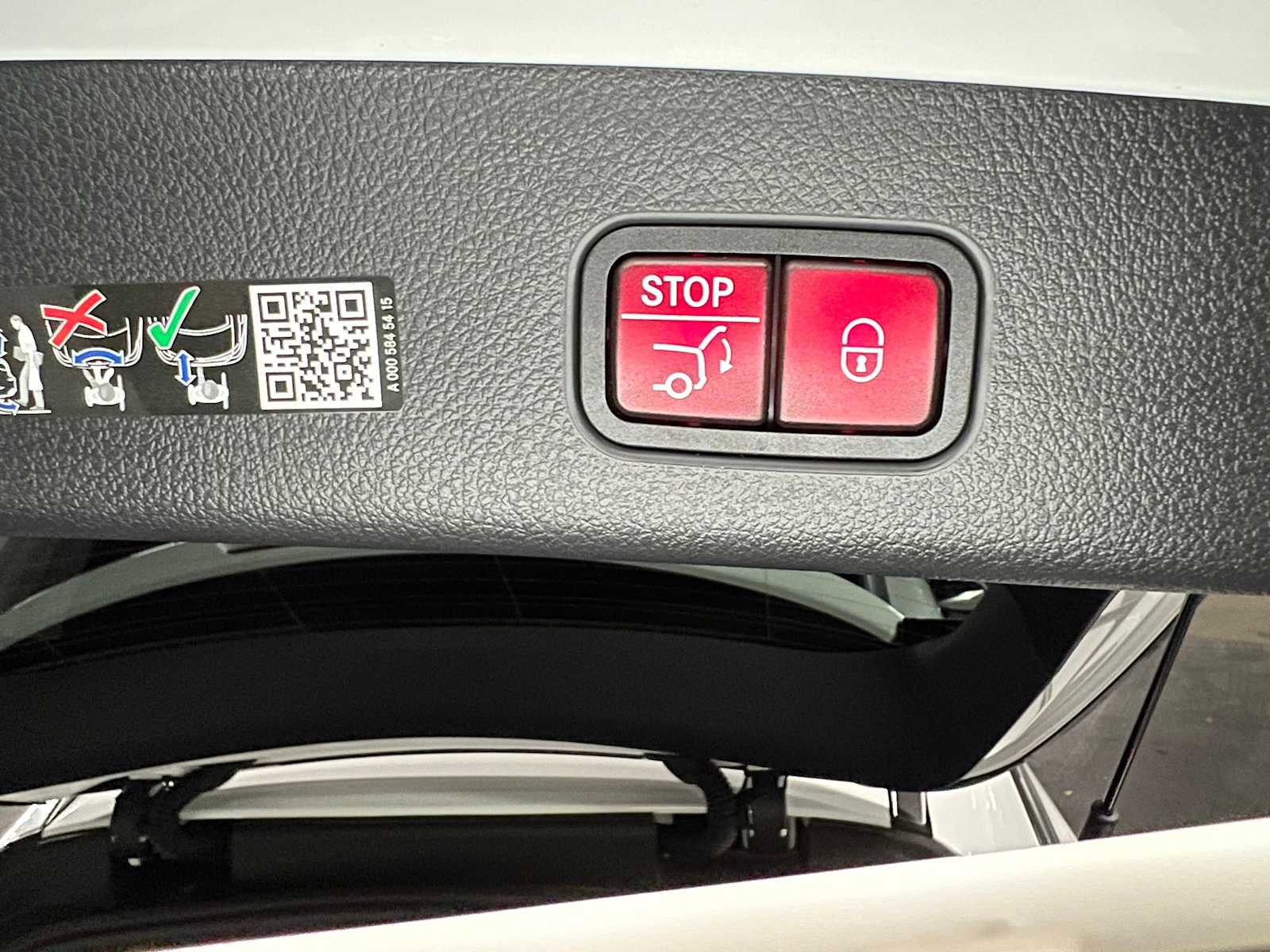 Certified 2026 Mercedes-Benz GLC 300 4MATIC image 18
