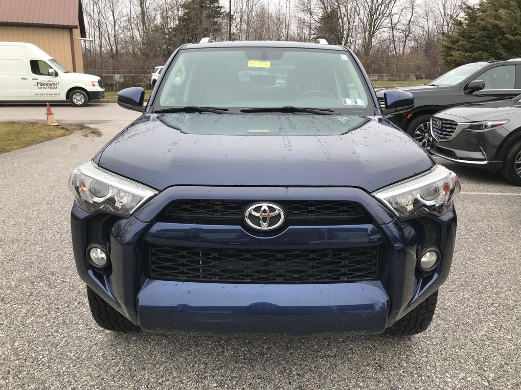 Used 2017 Toyota 4Runner SR5 image 3