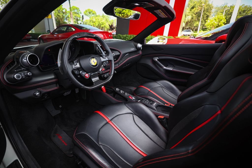 Used 2021 Ferrari F8 Tributo RWD image 41