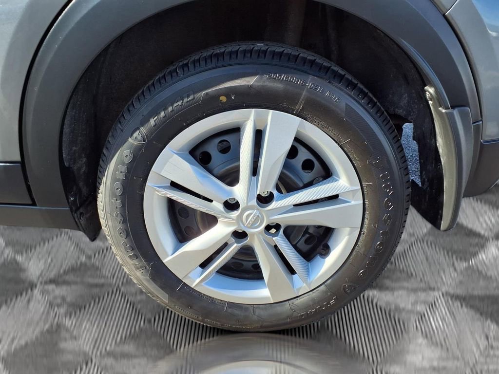 Used 2025 Nissan Kicks Play S image 21