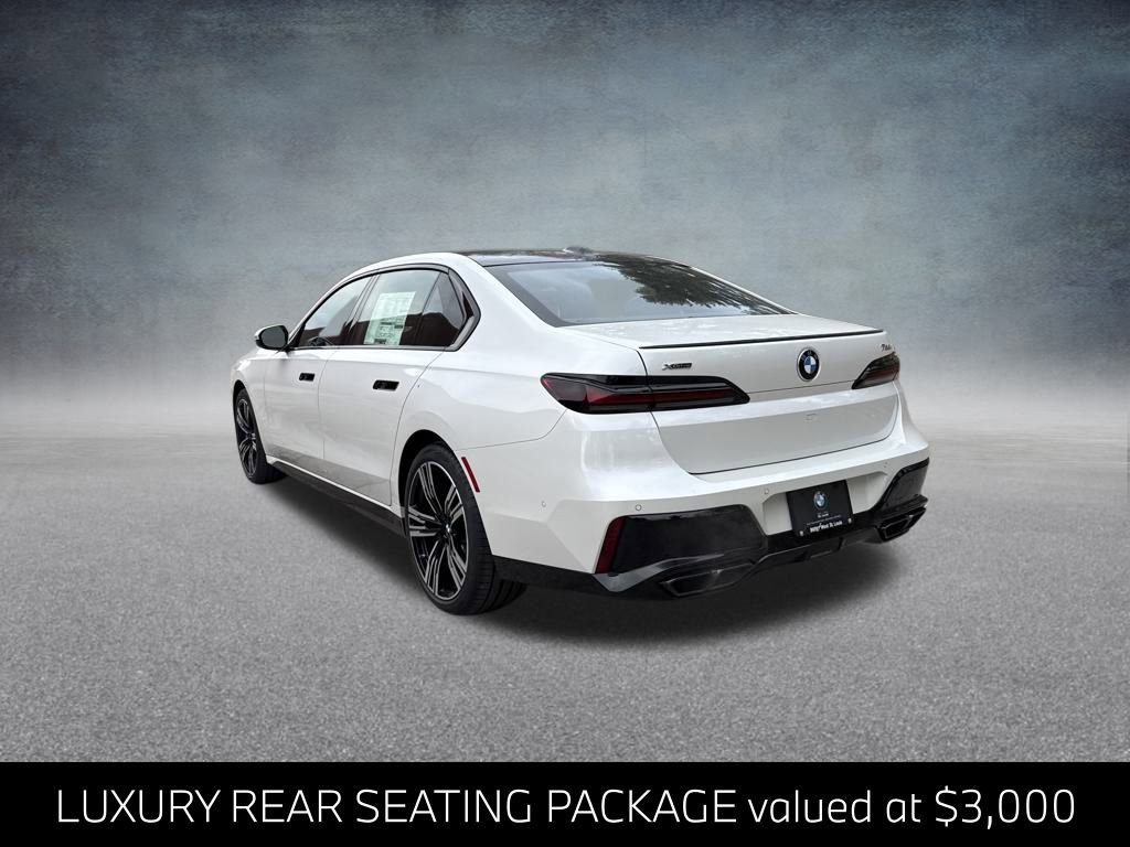 New 2026 BMW 760i xDrive w/ Executive Package image 3