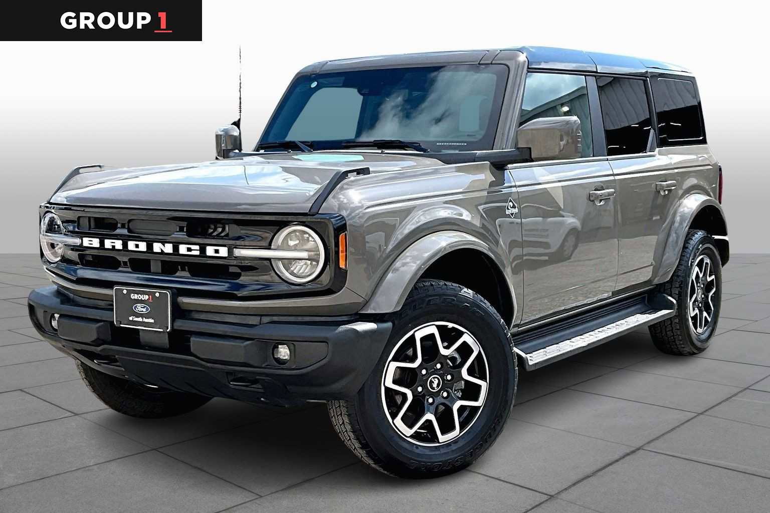 Certified 2025 Ford Bronco Outer Banks