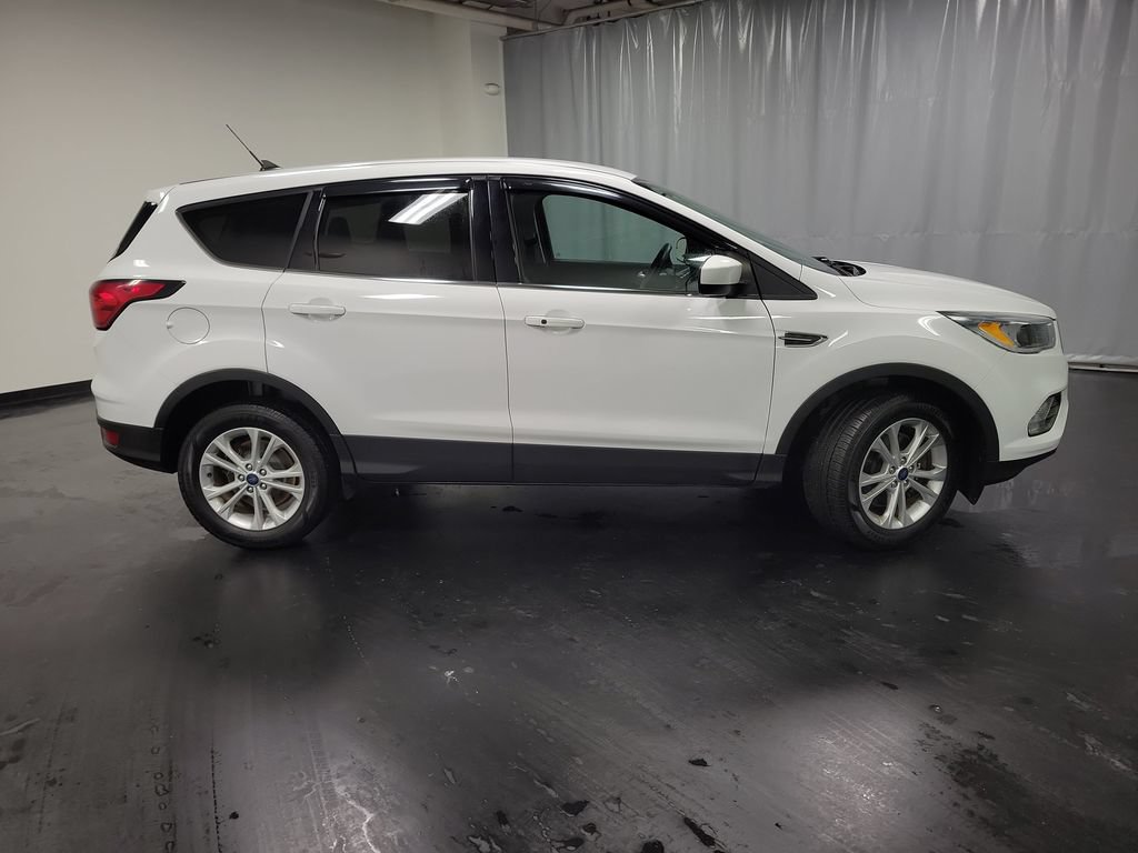 Used 2019 Ford Escape SE AWD/4WD image 10