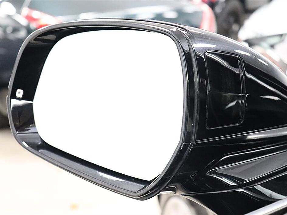 Used 2019 Bentley Bentayga AWD/4WD image 60