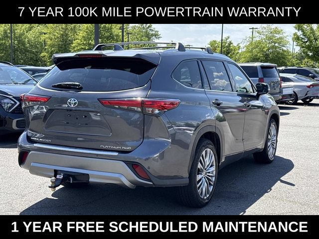 Used 2022 Toyota Highlander Platinum AWD/4WD image 2