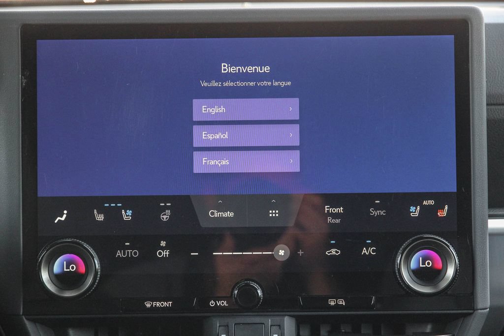 Certified 2024 Lexus GX 550 w/ Accessory Package (2T) AWD/4WD image 15