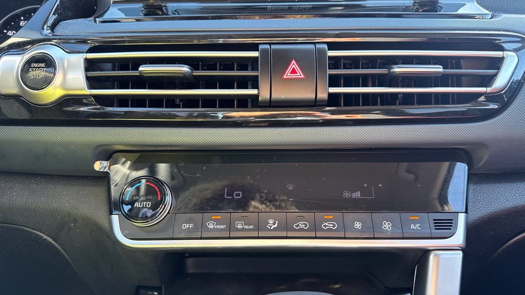Used 2023 Kia Seltos S AWD/4WD image 18