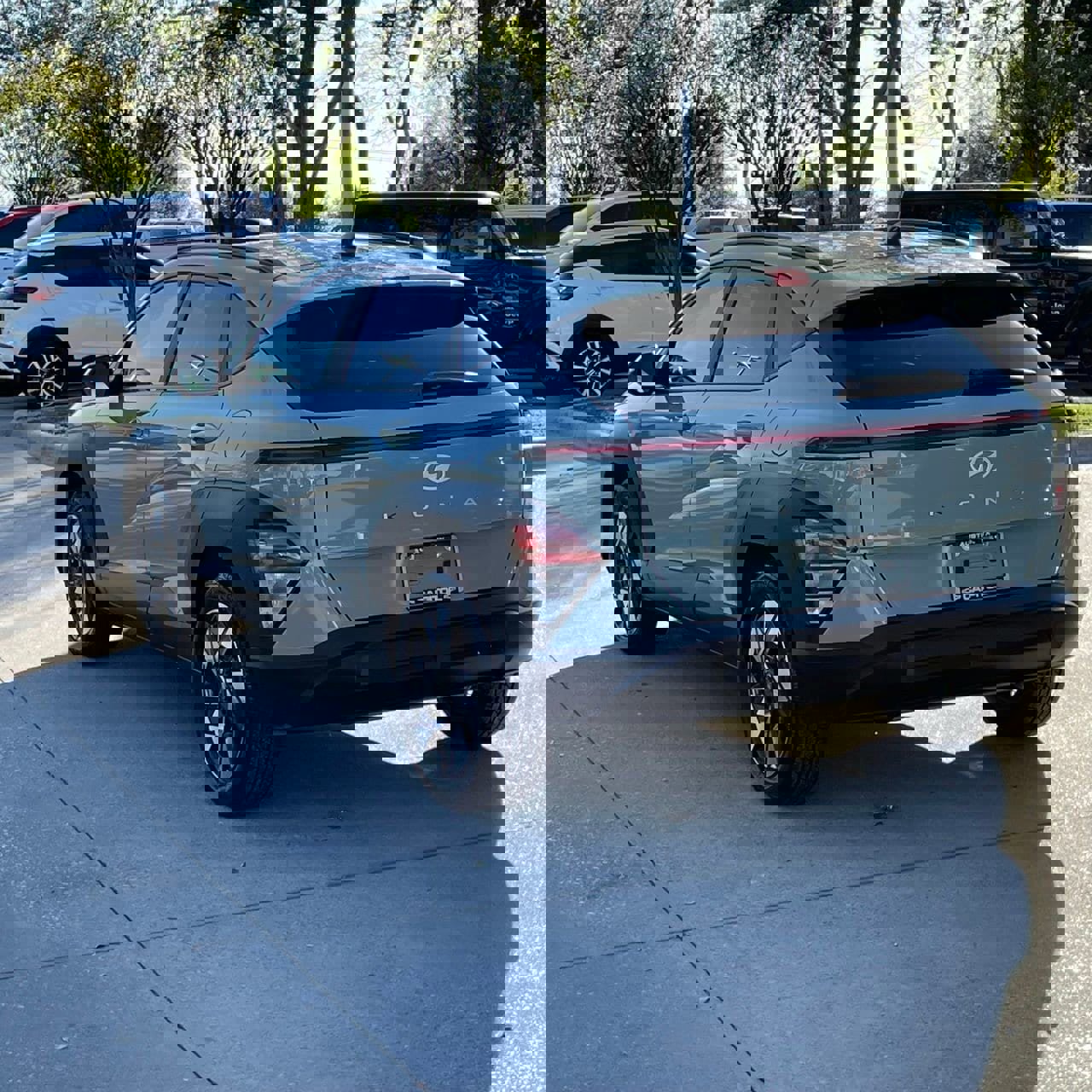 Used 2025 Hyundai Kona SEL image 3