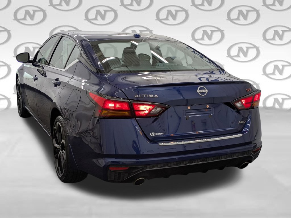 Used 2023 Nissan Altima 2.5 SR AWD/4WD image 21