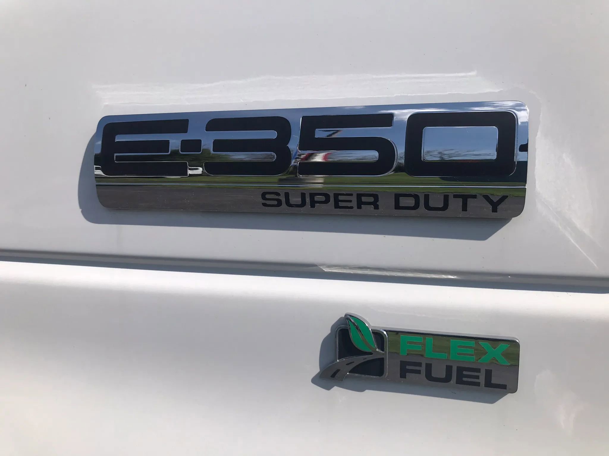 Used 2014 Ford E-350 and Econoline 350 Super Duty RWD image 24