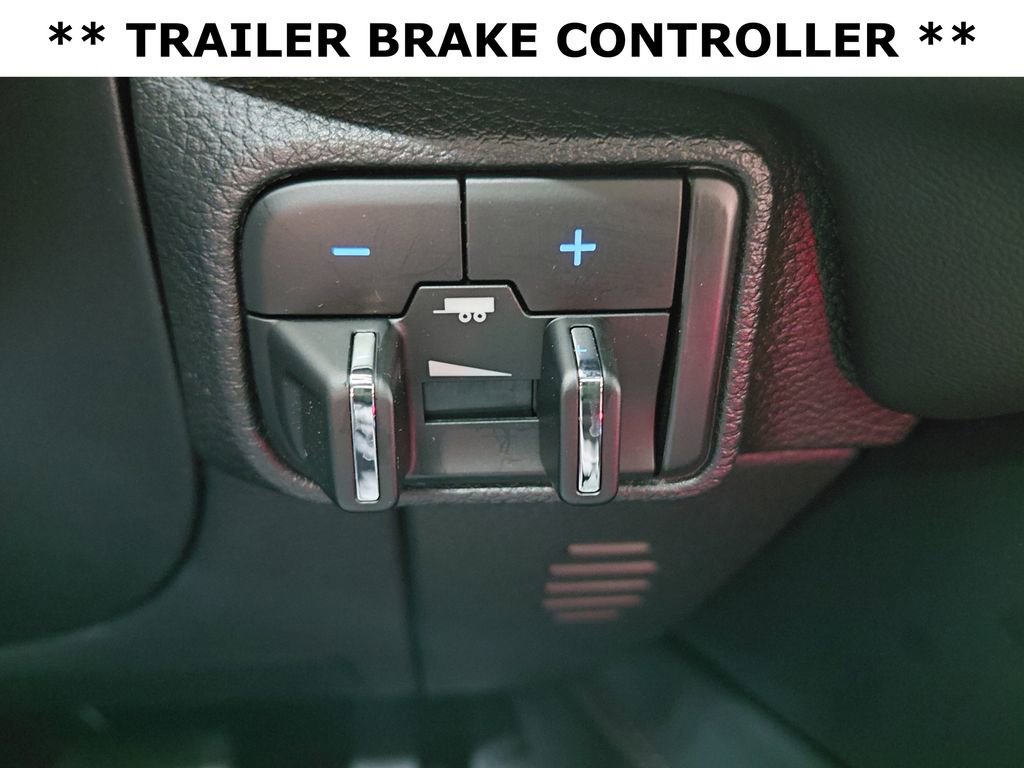 Used 2024 Dodge Durango R/T w/ Blacktop Package AWD/4WD image 10