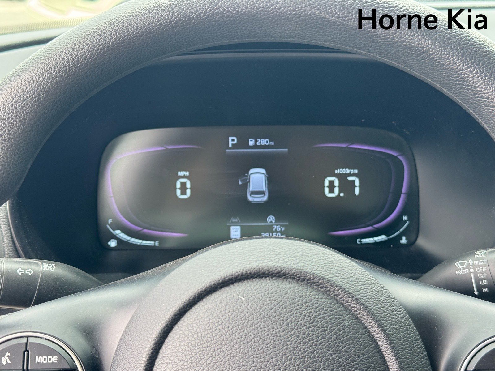 Certified 2023 Kia Soul LX FWD image 17