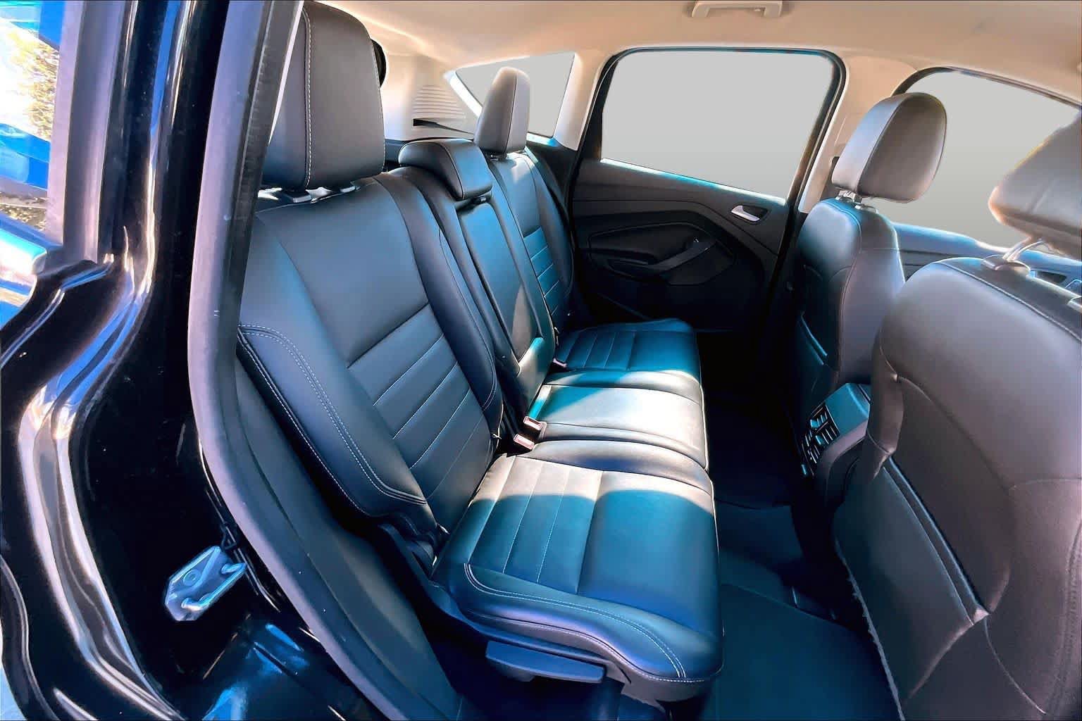 Used 2013 Ford C-MAX Energi SEL FWD image 20