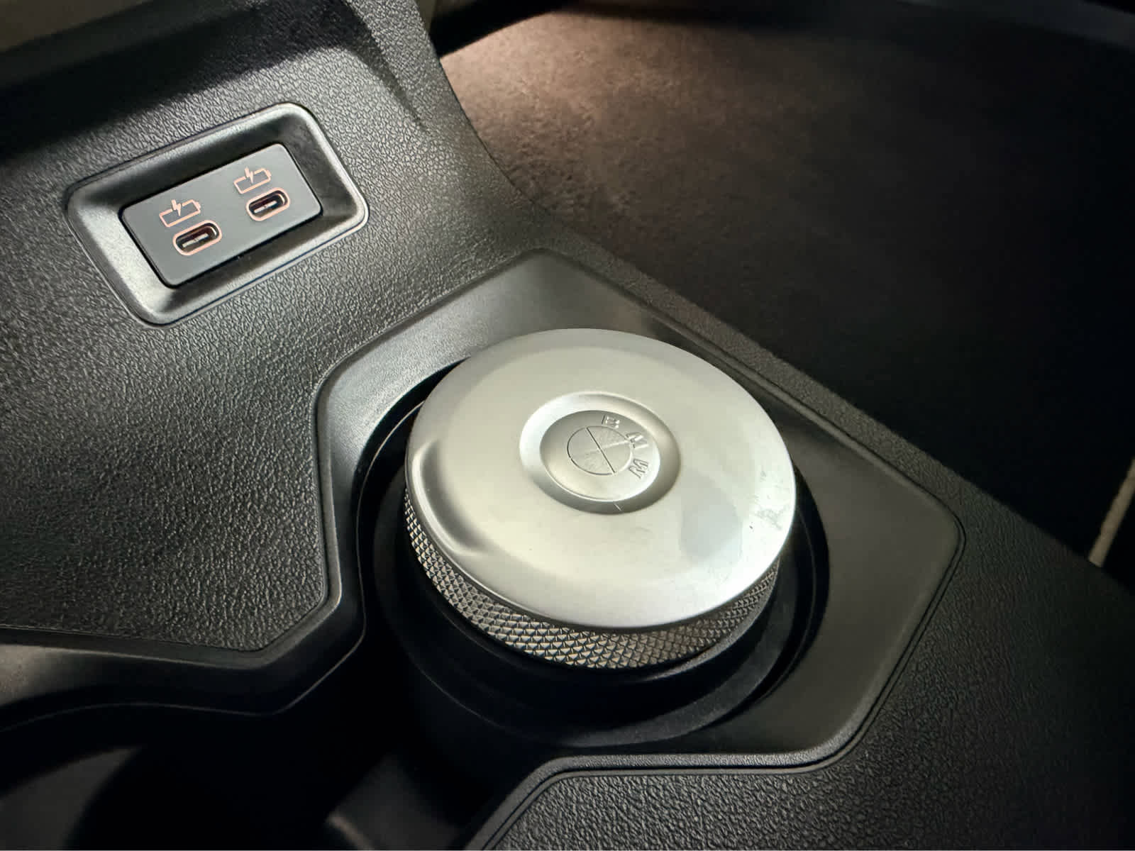 Used 2019 BMW X7 xDrive50i w/ M Sport Package image 19