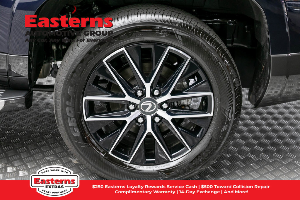 Used 2025 Lexus GX 550 w/ Accessory Package (2T) AWD/4WD image 9