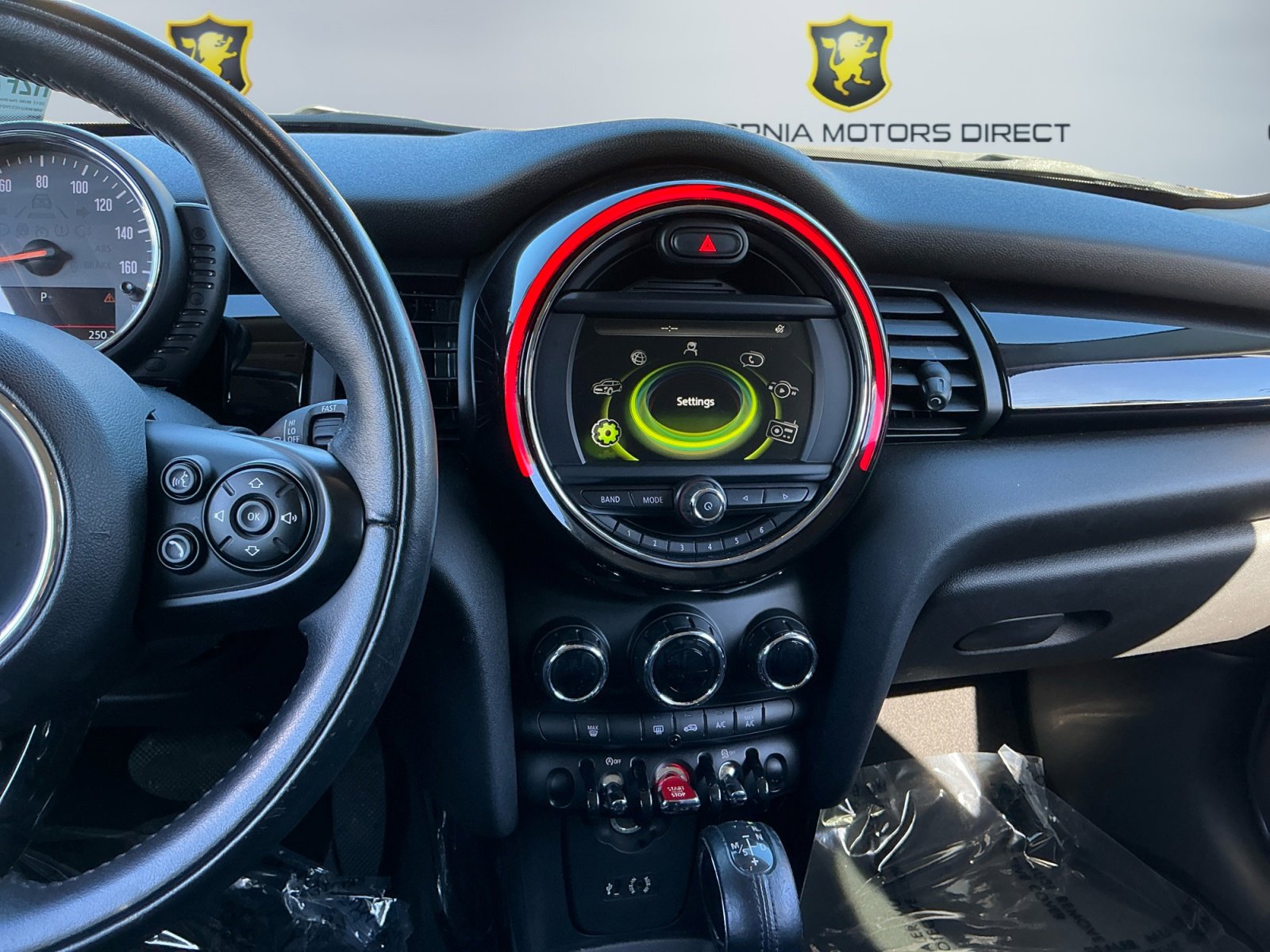 Used 2017 MINI Cooper 4-Door Hardtop FWD image 13