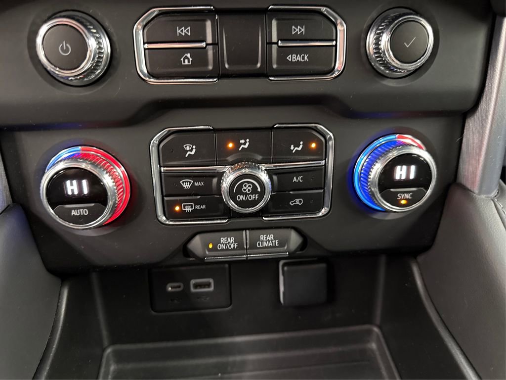 Used 2022 GMC Yukon SLE image 29