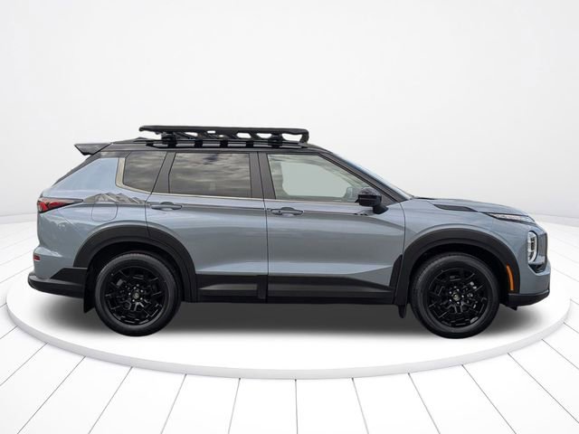 New 2026 Mitsubishi Outlander Trail Edition image 2