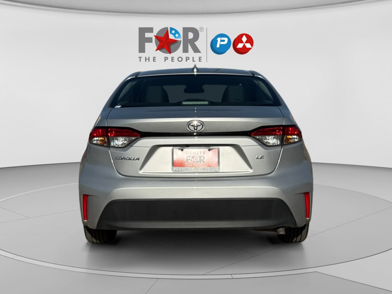 Used 2025 Toyota Corolla LE FWD image 4