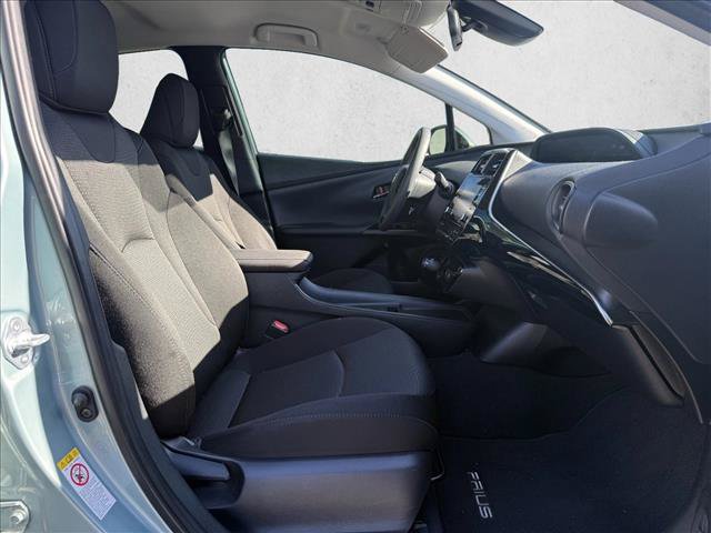 Used 2022 Toyota Prius LE FWD image 17