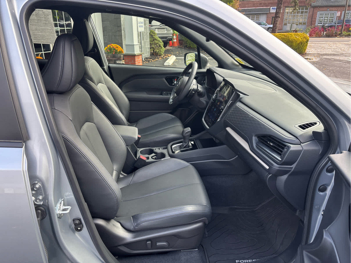 Certified 2025 Subaru Forester Limited w/ Popular Package AWD/4WD image 27